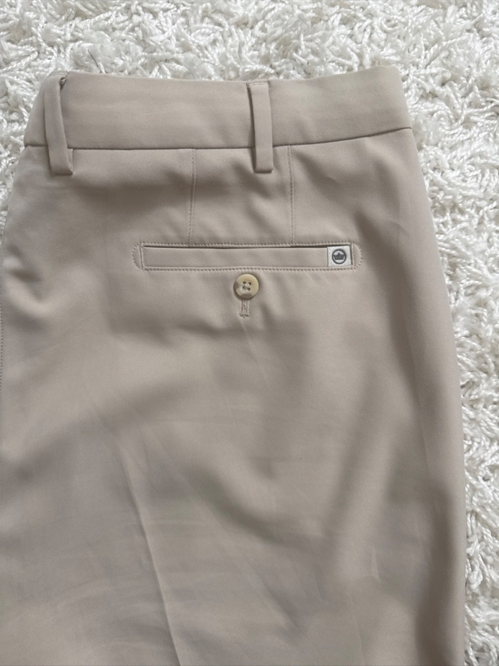 Peter Millar Mens Size 38 Beige Flat Front Bermuda Golf Shorts Polyester Blend - Picture 4 of 4
